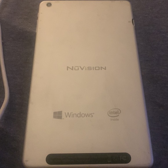 Microsoft surface tablet - Picture 2 of 3